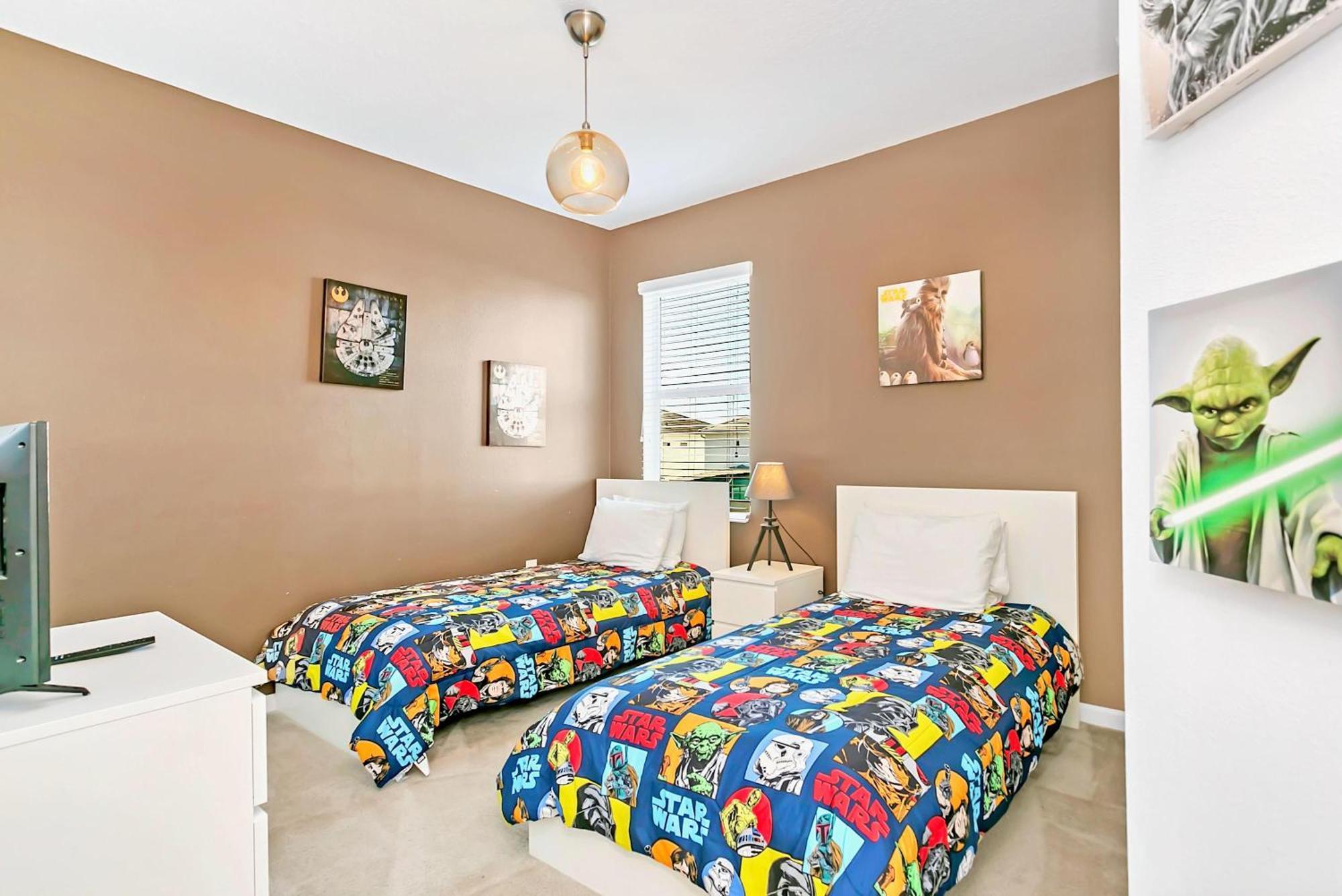 10br Luxury Near W Pool & Games Holiday home *