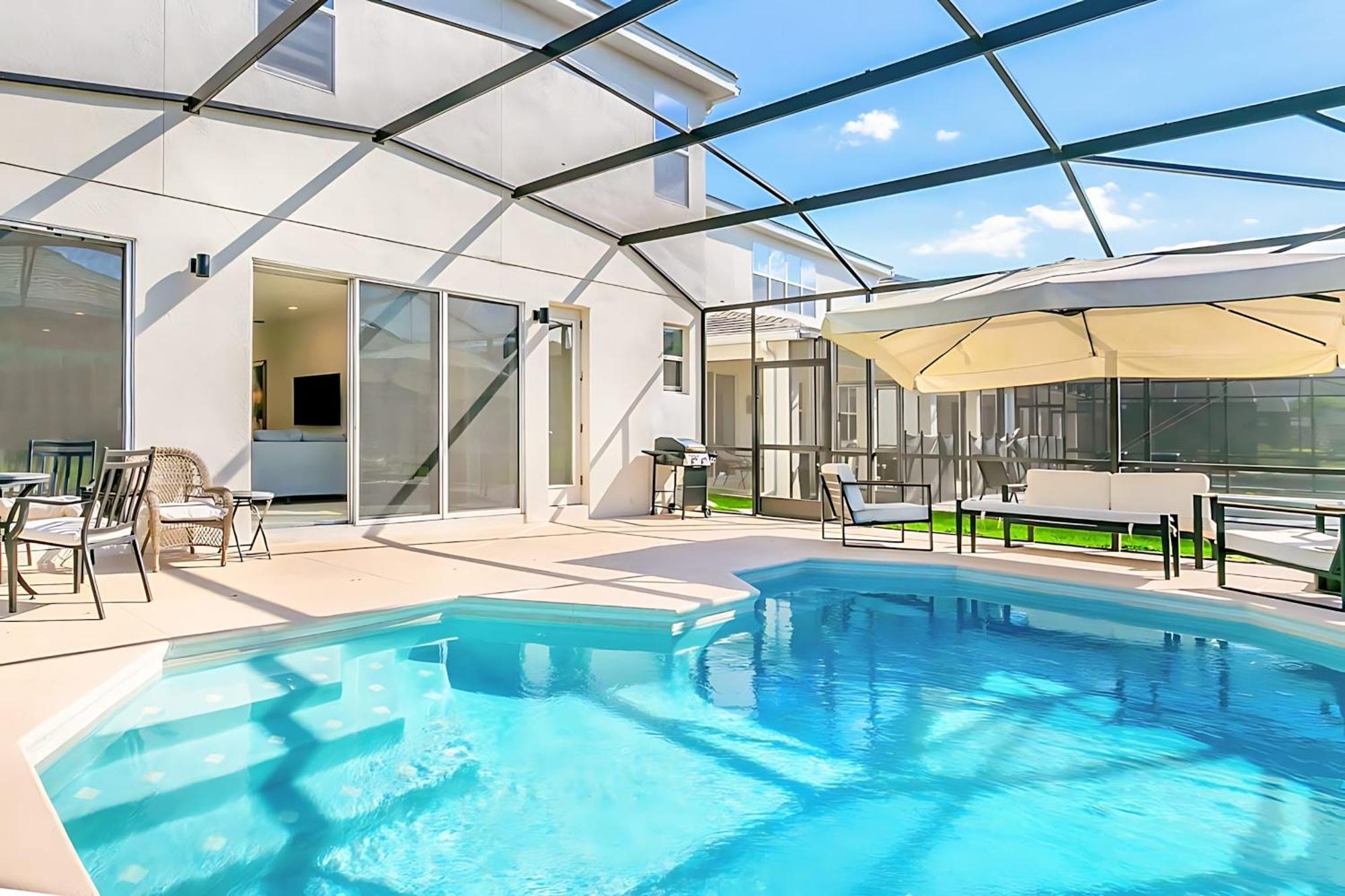 10br Luxury Near W Pool & Games Holiday home